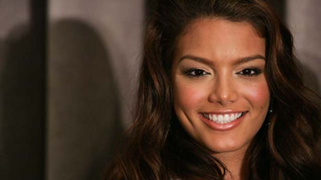 Zuleyka Rivera Pregnant.JPG
